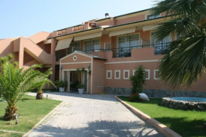 Отель Christina Hotel  Мессонги